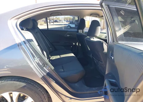 2015 Honda Accord Lx z USA, uszkodzony, nr VIN 1HGCR2F36FA260505